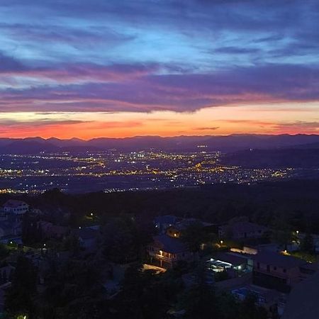 Acogedor apartamento con fantásticas vistas. La Zubia  Esterno foto