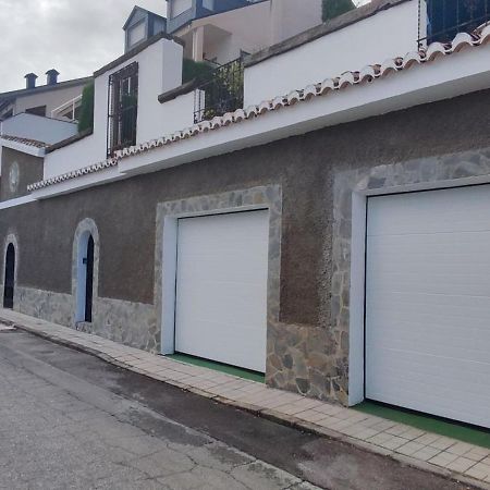 Acogedor apartamento con fantásticas vistas. La Zubia  Esterno foto