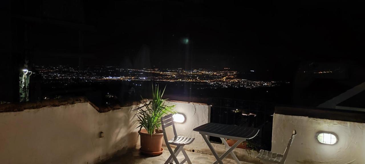 Acogedor apartamento con fantásticas vistas. La Zubia  Esterno foto