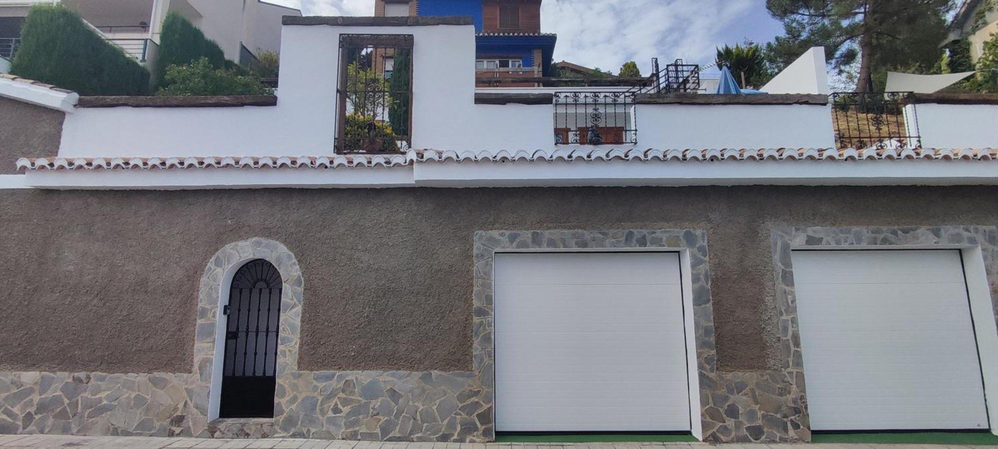 Acogedor apartamento con fantásticas vistas. La Zubia  Esterno foto