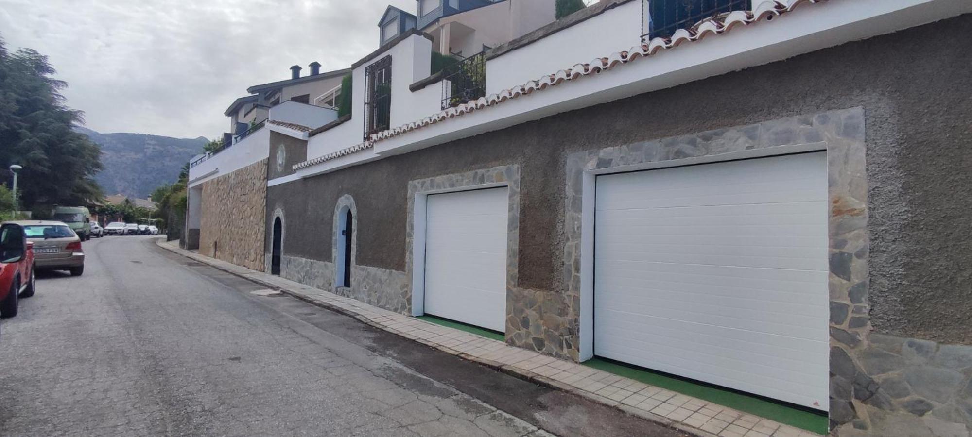 Acogedor apartamento con fantásticas vistas. La Zubia  Esterno foto